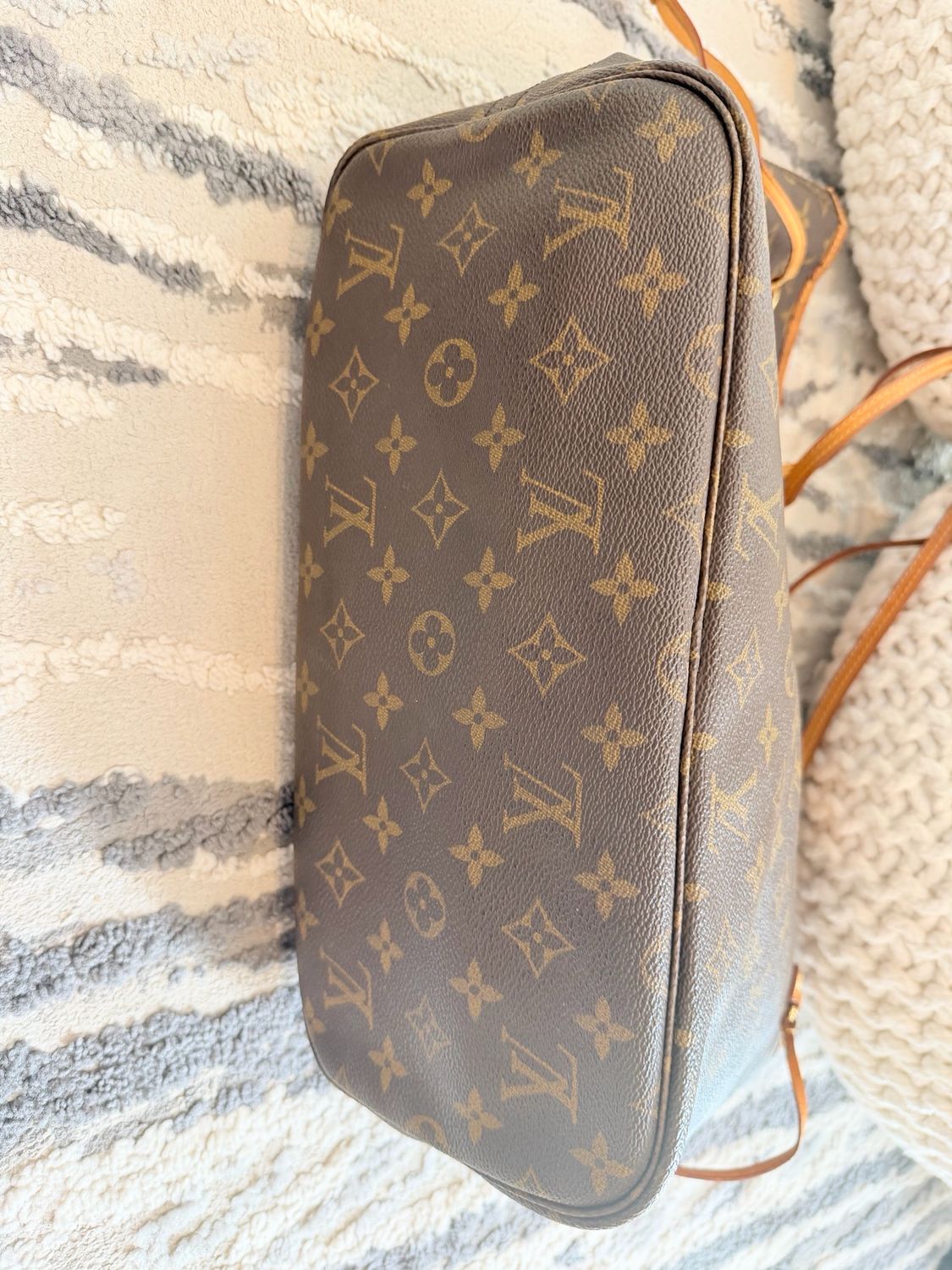 Louis Vuitton Neverfull Monogram Mm Tote Shoulder