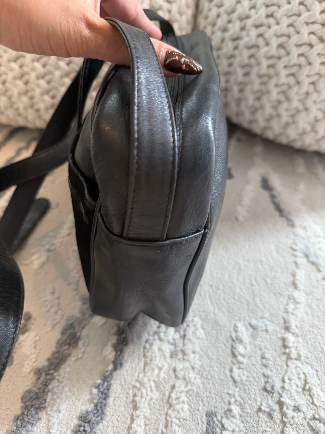 Gucci Vintage Camera Bag Crossbody Messenger Suede/Leather Black