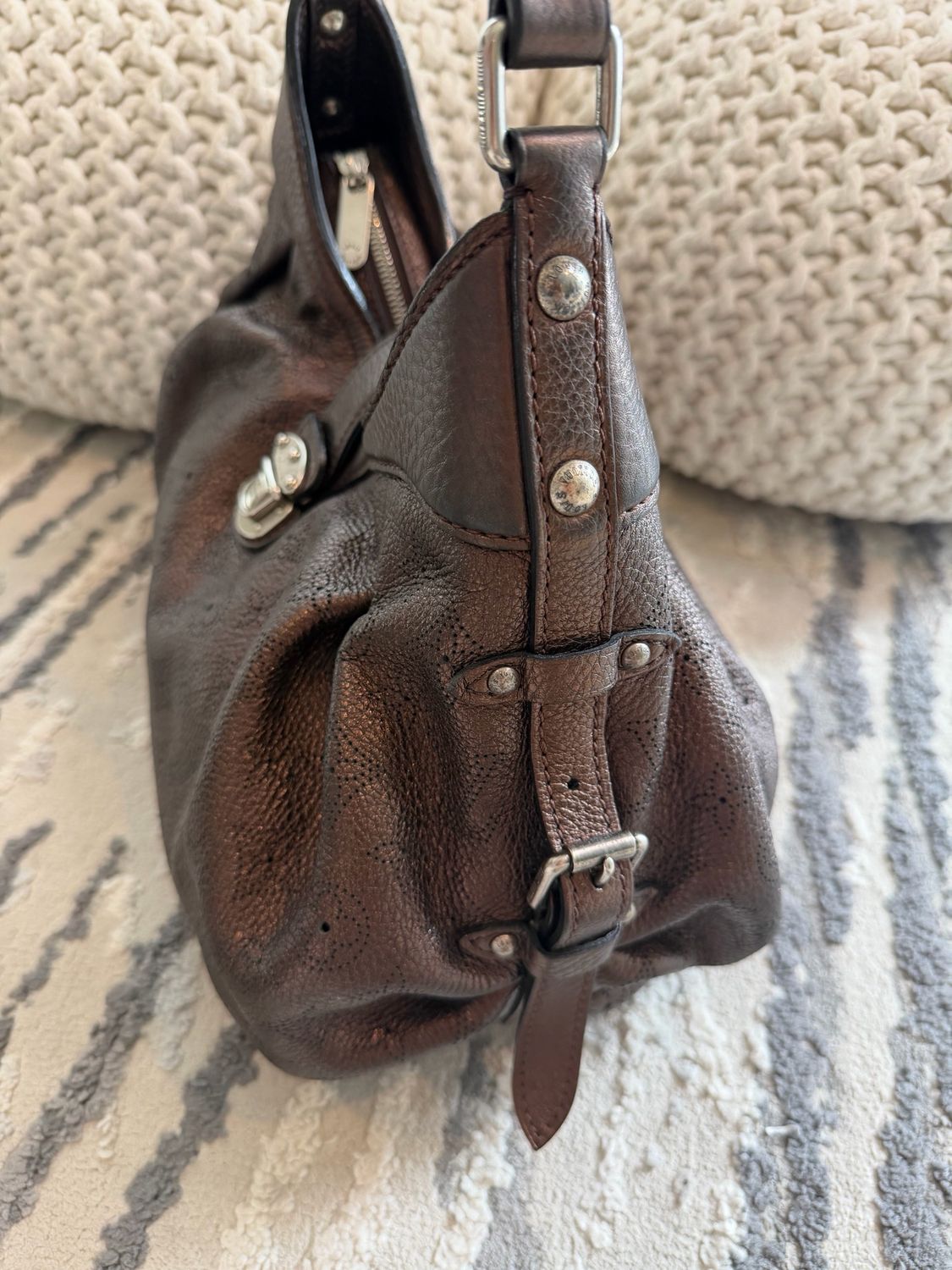 Louis Vuitton Monogram Mahina Leather Hobo Xs Shoulder Bag