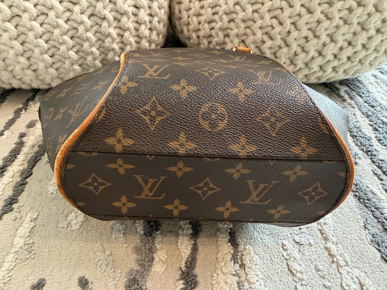 Louis Vuitton Monogram Ellipse Pm Tote Shoulder