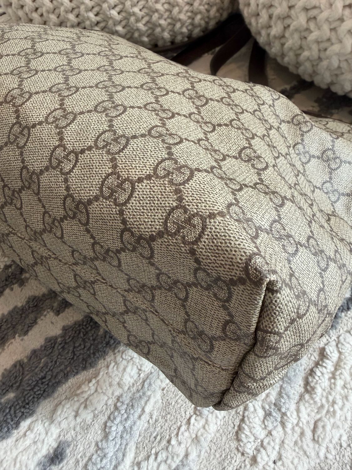 Gucci Monogram Supreme Joy Zipper Tote