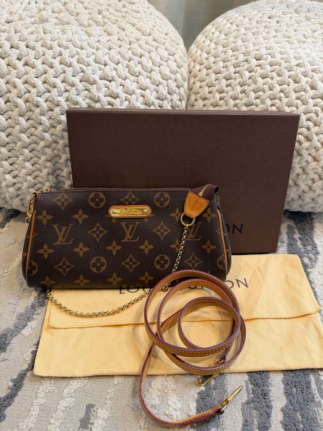 Louis Vuitton Monogram Eva Clutch Crossbody Messenger 