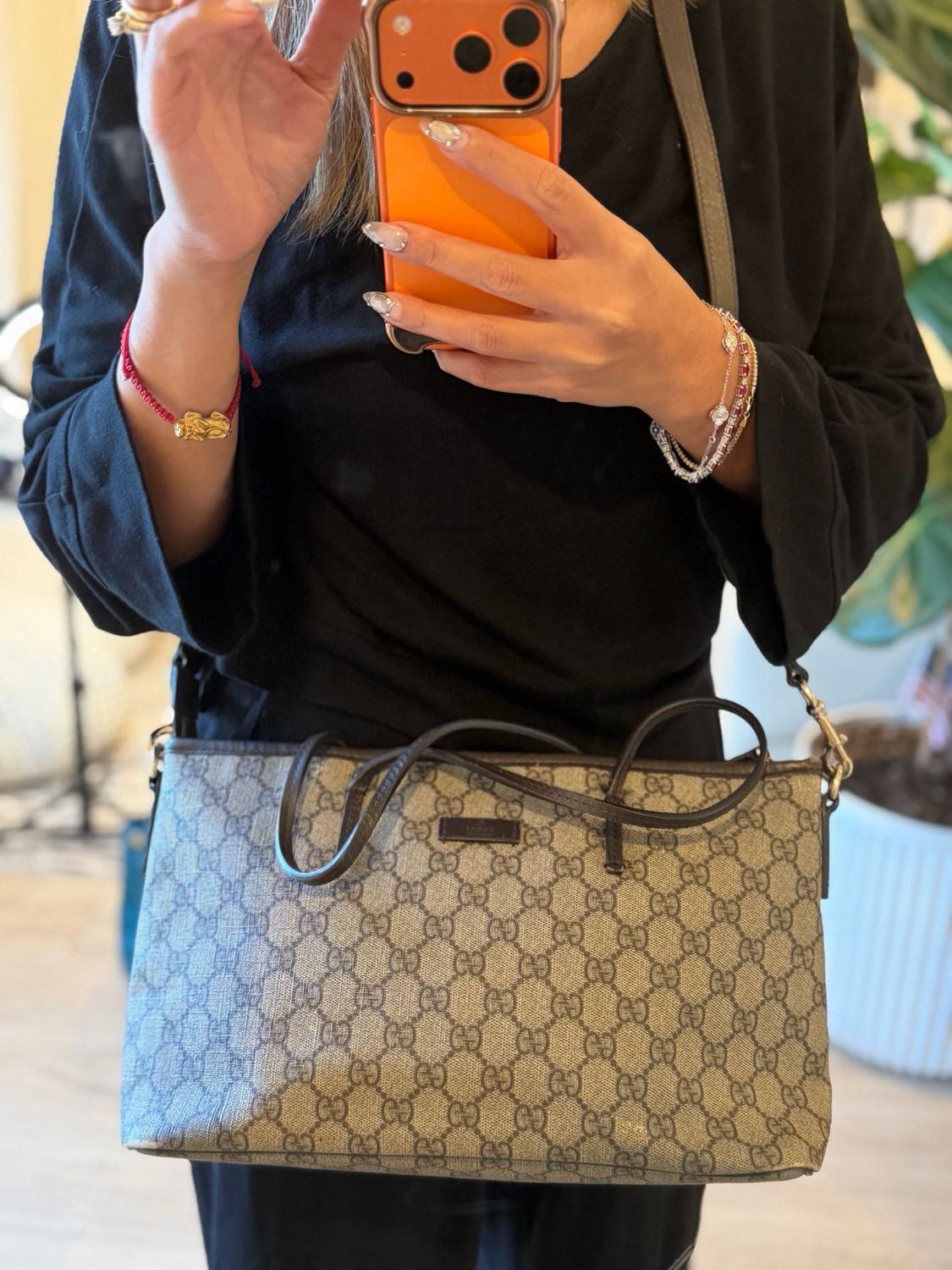 Gucci Monogram Supreme Crossbody Messenger Tote