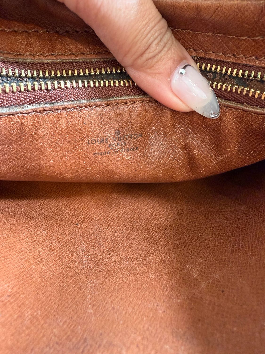 Louis Vuitton Monogram Messenger Jeune Fille Crossbody Vintage