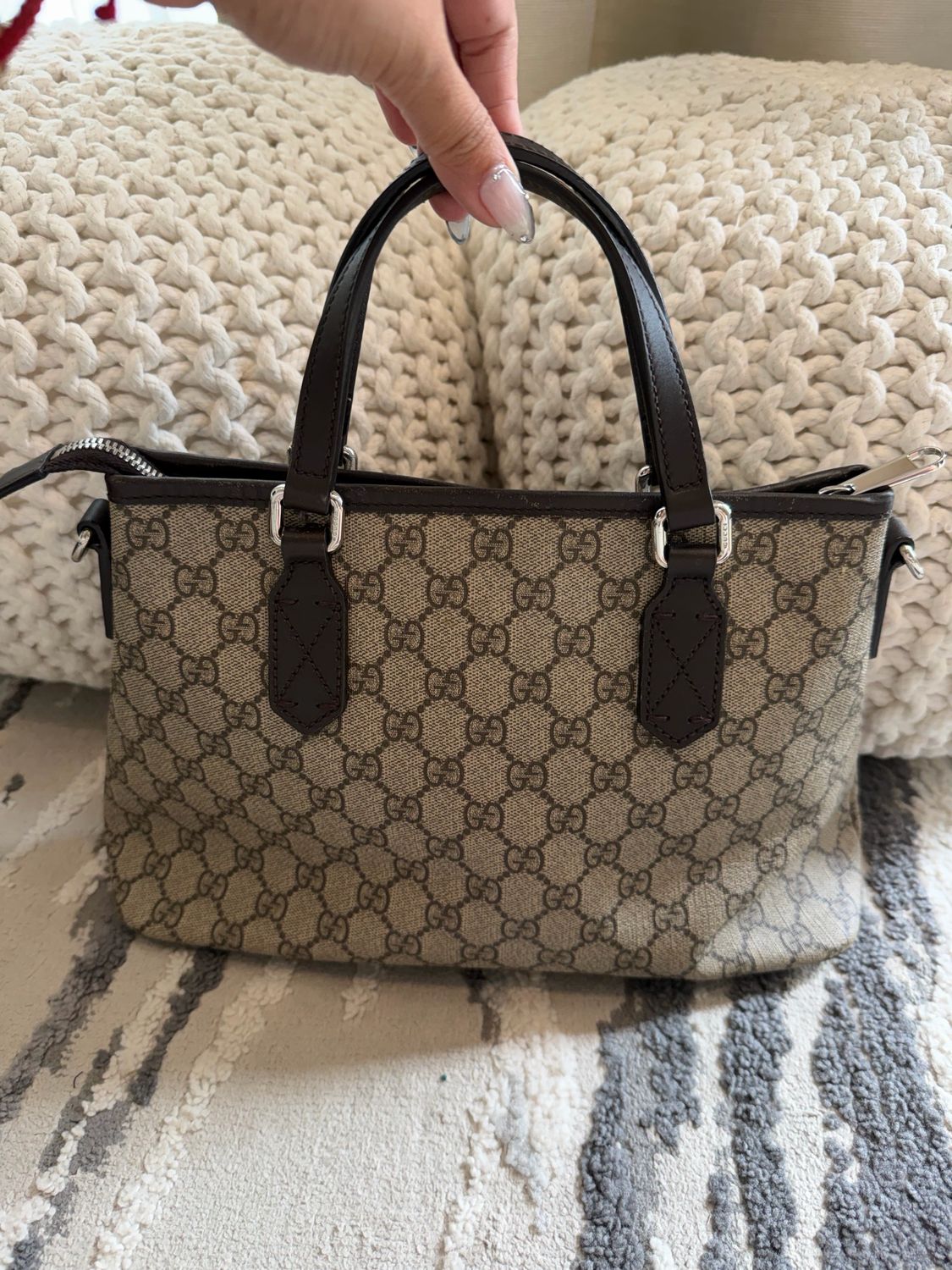 Gucci Monogram Supreme Tote Crossbody Messeger