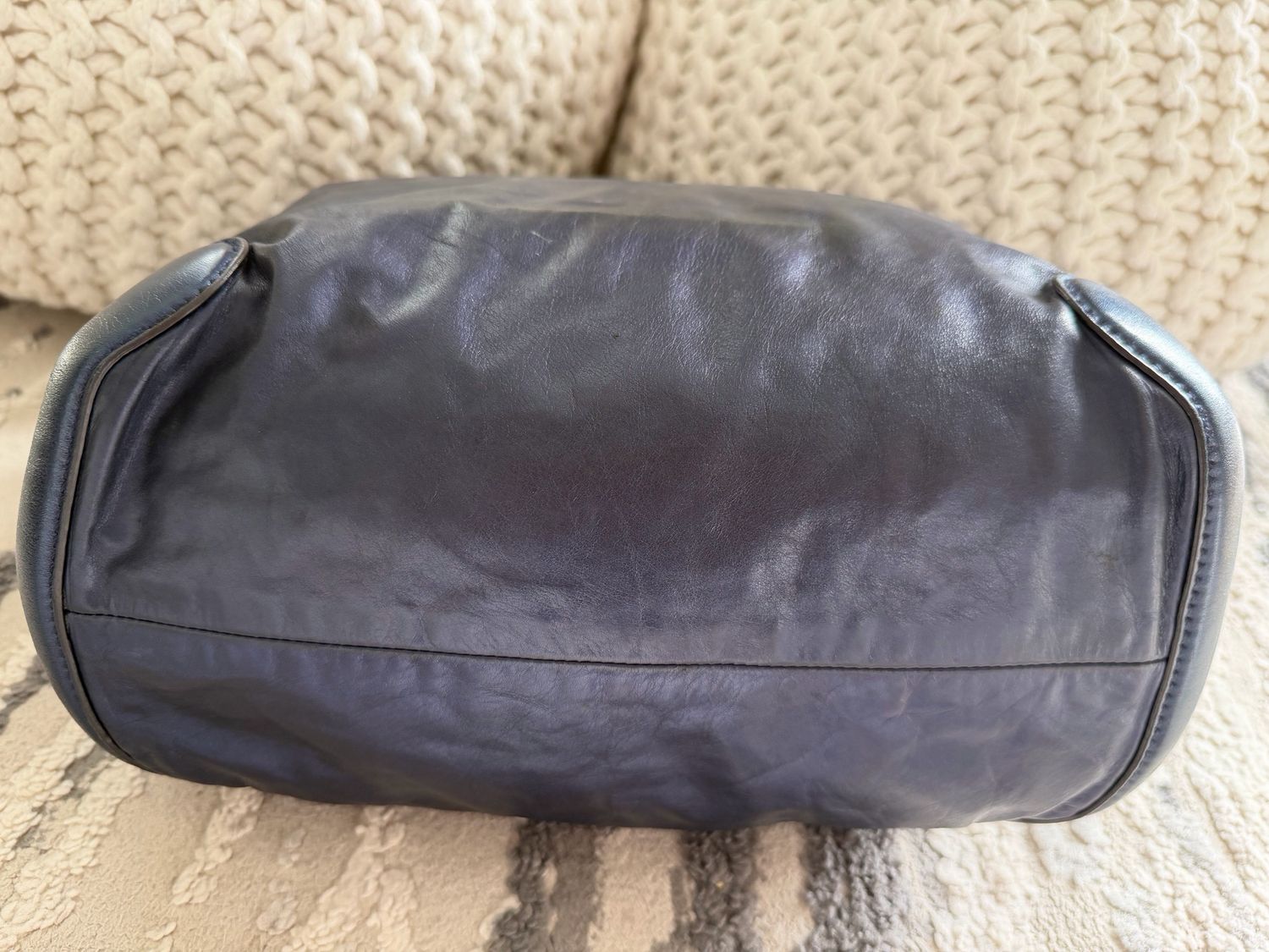 Gucci Leather Hobo Galaxy Chain Strap Crossbody Navy Blue