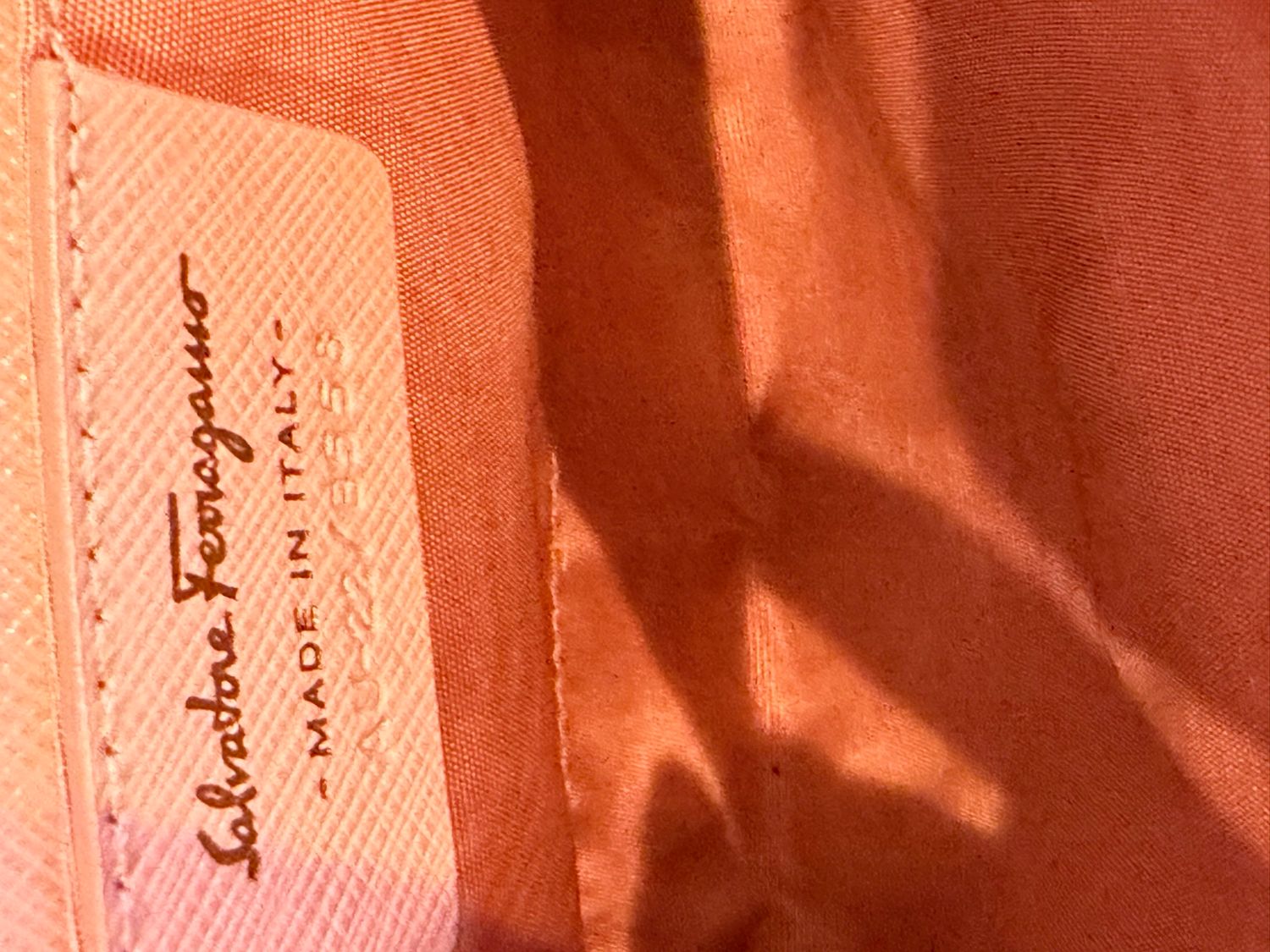 Salvatorre Ferragamo Vara Bow Messenger Crossbody 