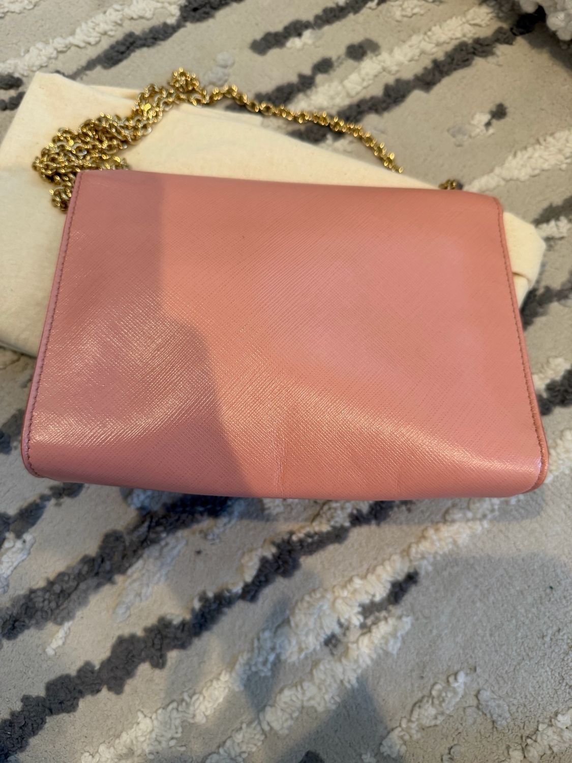 Salvatorre Ferragamo Vara Bow Messenger Crossbody 