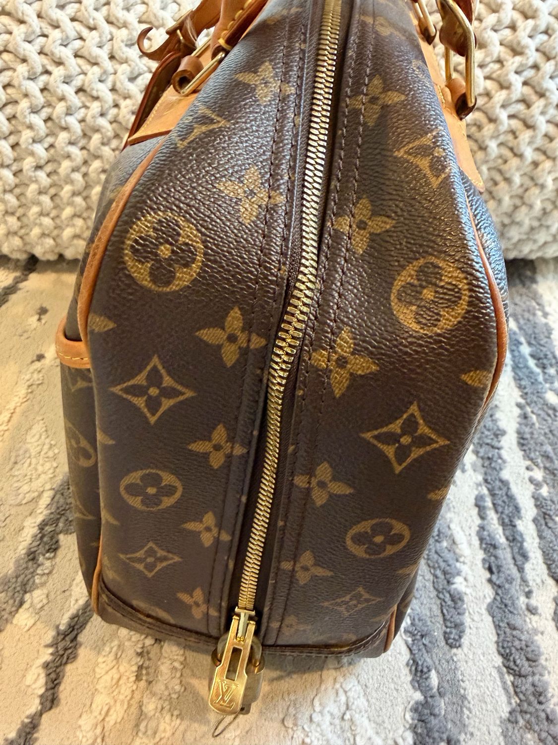 Louis Vuitton Monogram Deauville Top Handle Satchel Tote