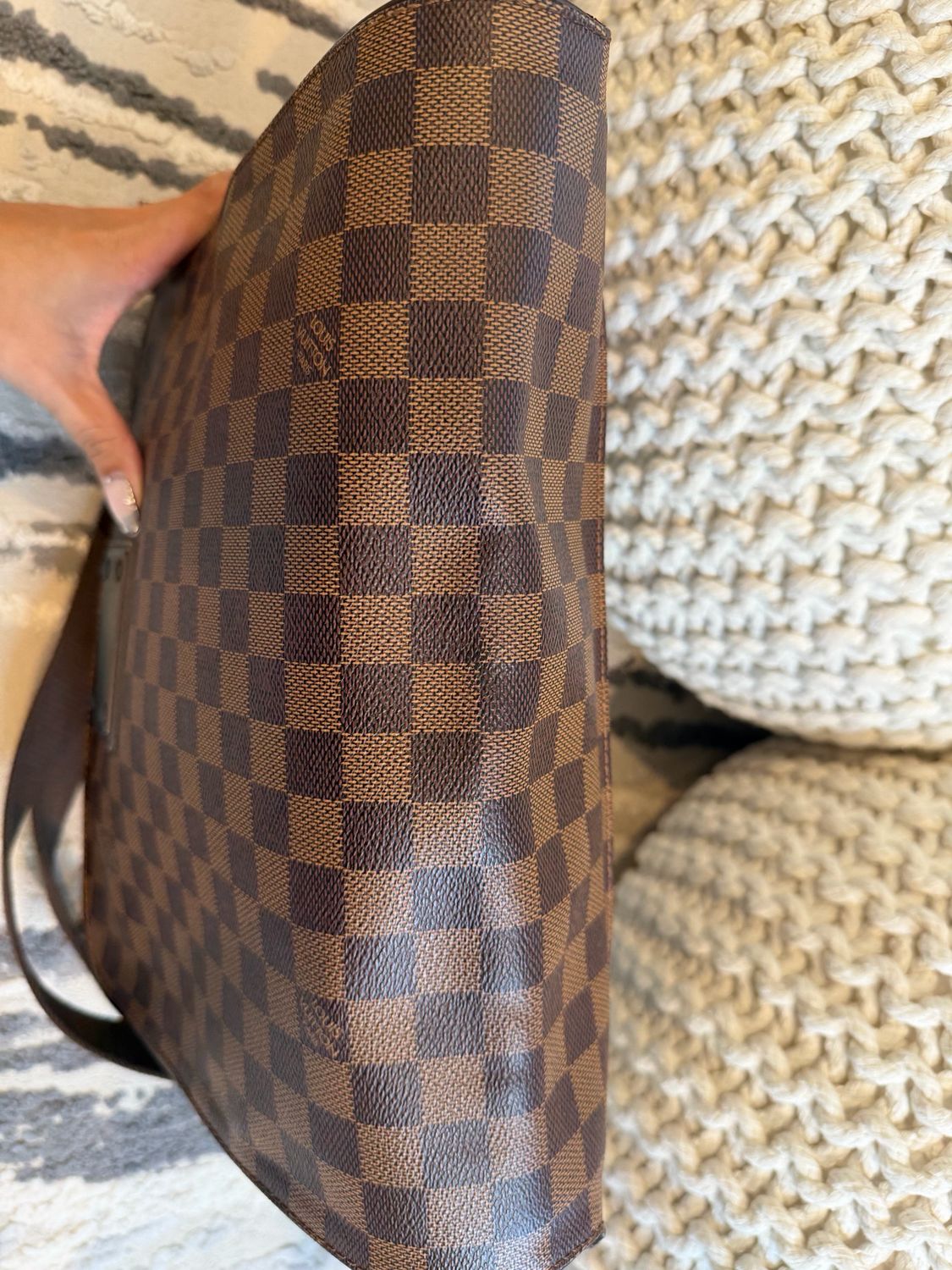 Louis Vuitton Damier Ebene Brooklyn Mm Messenger Crossbody