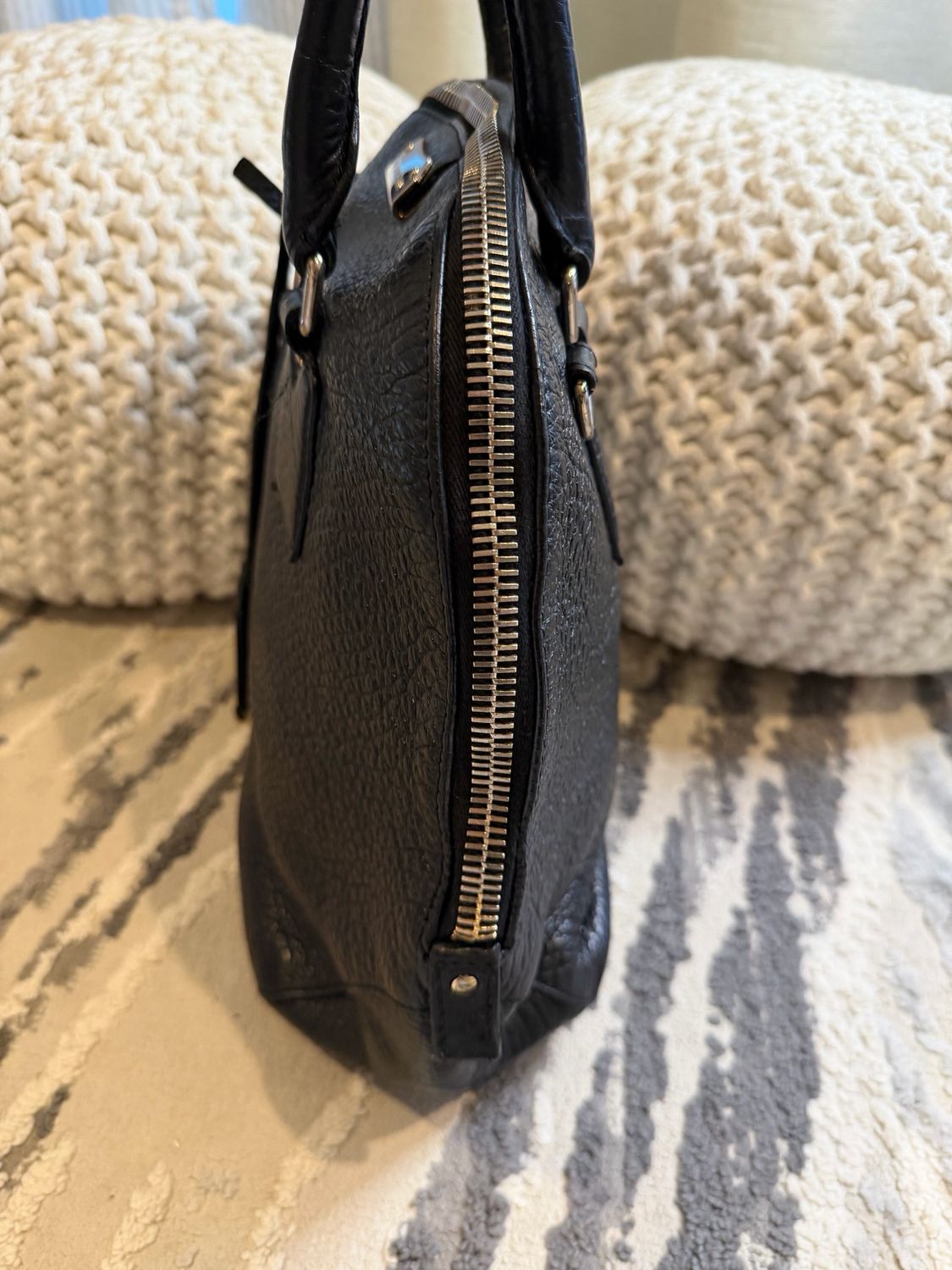 Burberry Heritage Grained Leather Orchard Bowler Messenger Crossbody