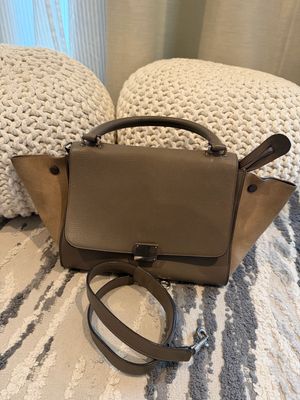 Celine Trapeze Medium Shoulder Pebbled Leather Suede