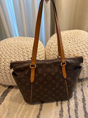 Louis Vuitton Monogram Totally Pm Shoulder Bag
