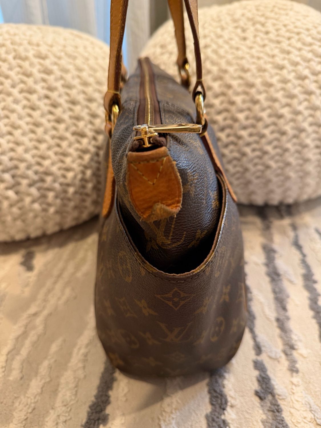 Louis Vuitton Monogram Totally Pm Shoulder Bag
