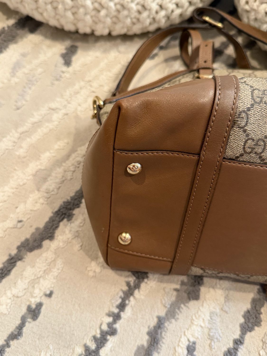 Gucci Monogram Supreme Tote Dome Crossbody Messenger