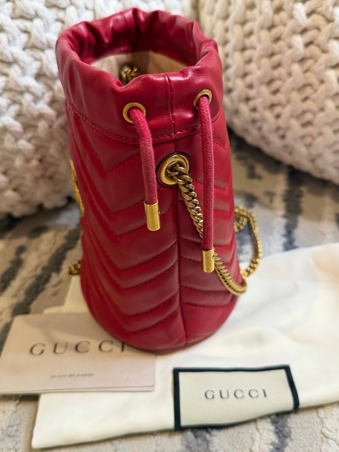 Gucci Marmont Matelasse Mini Bucket Crossbody Messenger Red