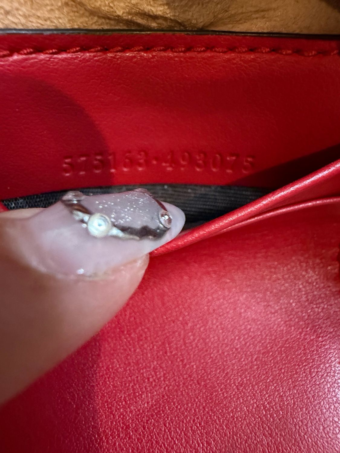 Gucci Marmont Matelasse Mini Bucket Crossbody Messenger Red