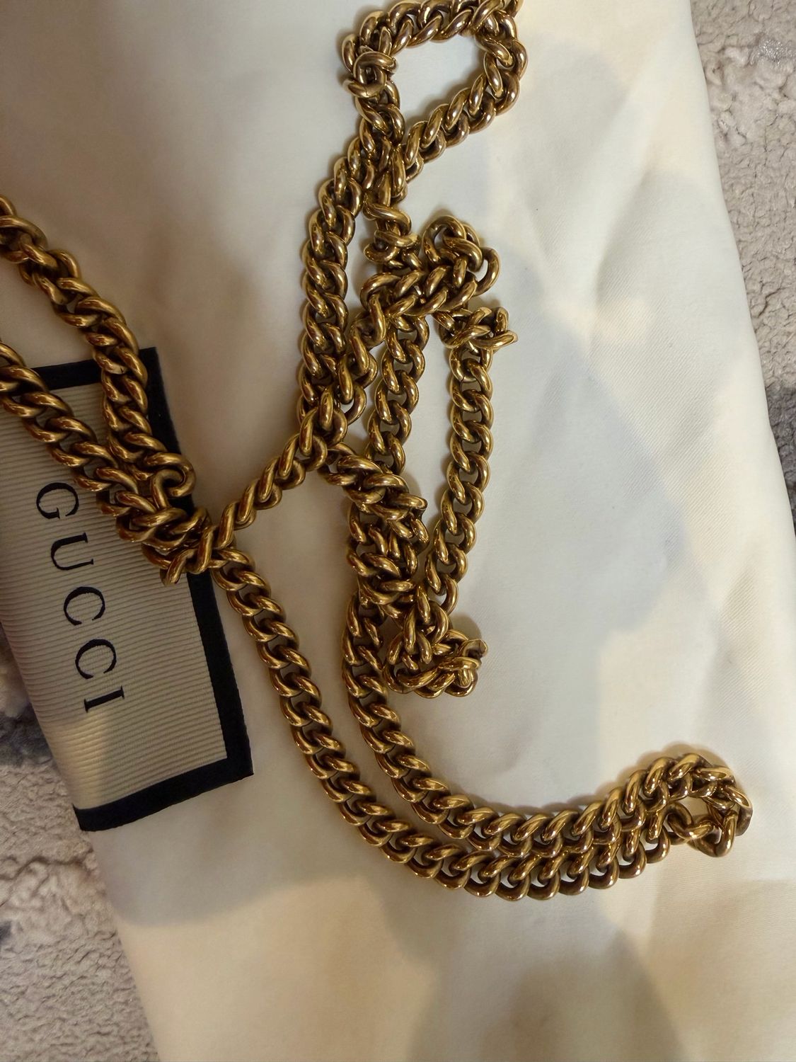 Gucci Marmont Matelasse Mini Bucket Crossbody Messenger Red