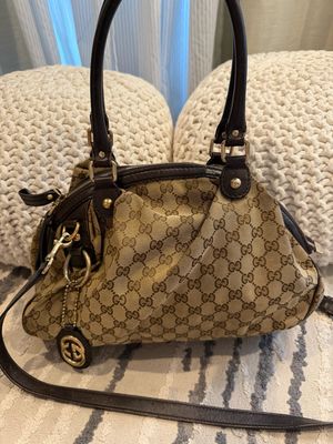 Gucci Sukey Convertible Canvas Crossbody Messenger