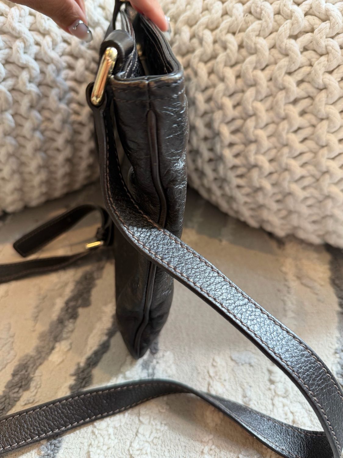 Gucci Flat Zipper Guccissima Leather Crossbody Small Messenger