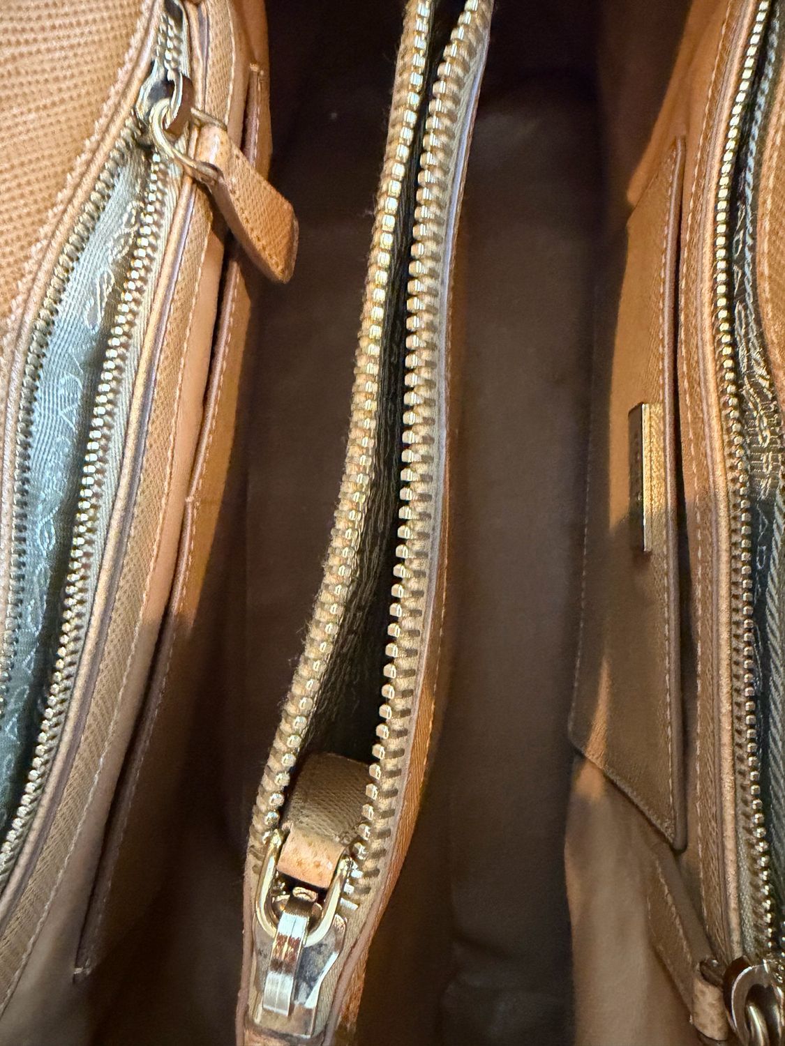 Prada Saffiano Promenade Tote Crossbosy Messenger