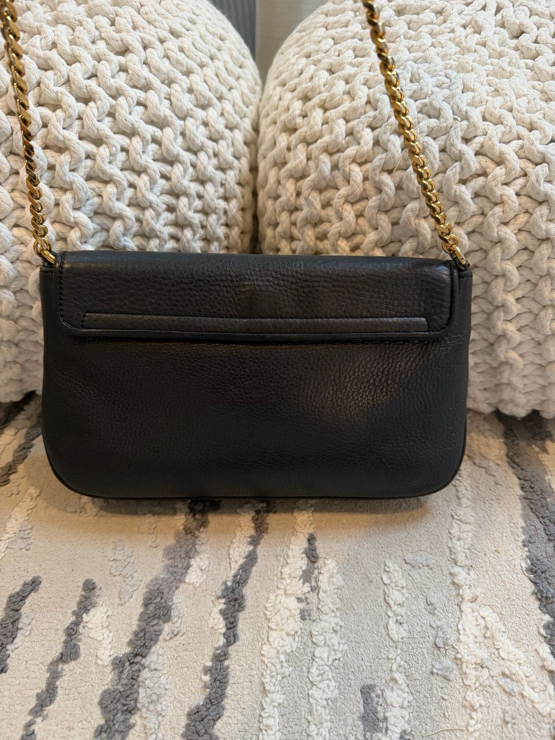 Gucci Blondie Pebbled Black Leather Chain Sling 