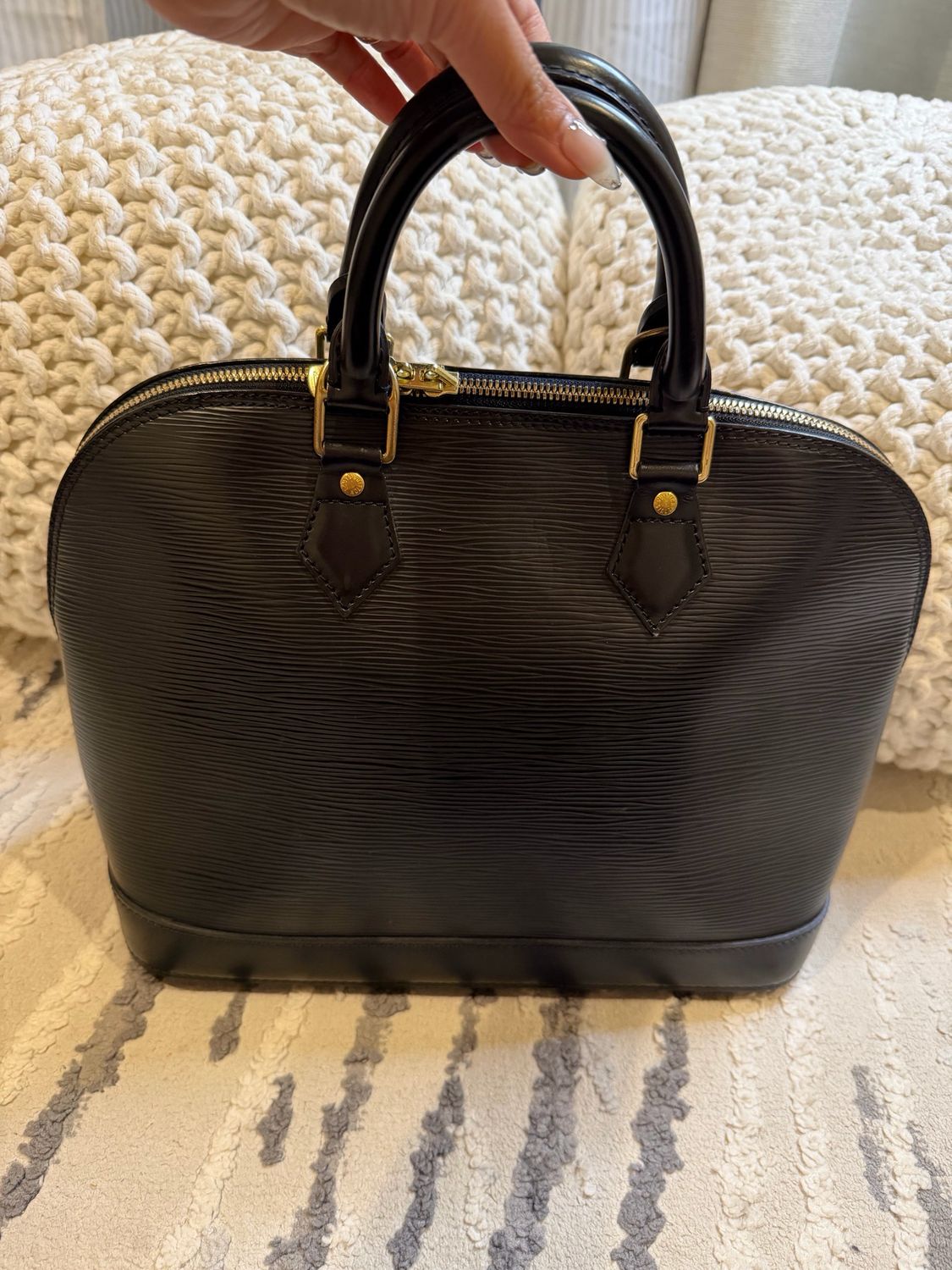 Louis Vuitton Epi Alma Pm Top Handle Tote