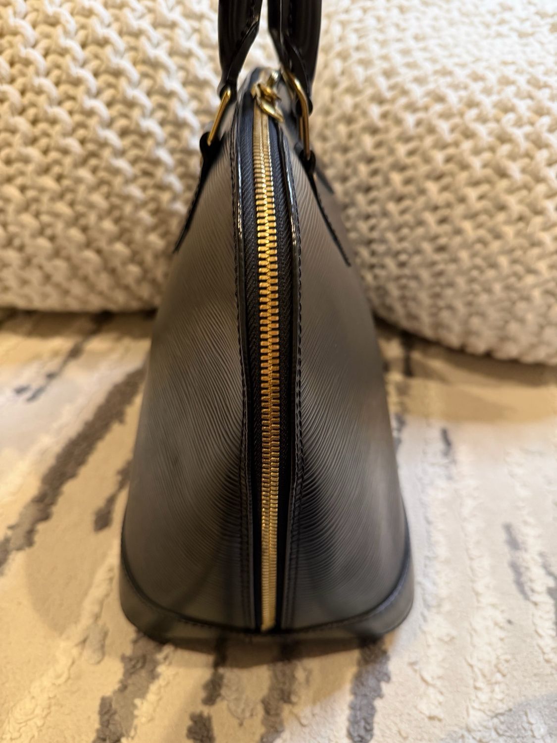 Louis Vuitton Epi Alma Pm Top Handle Tote