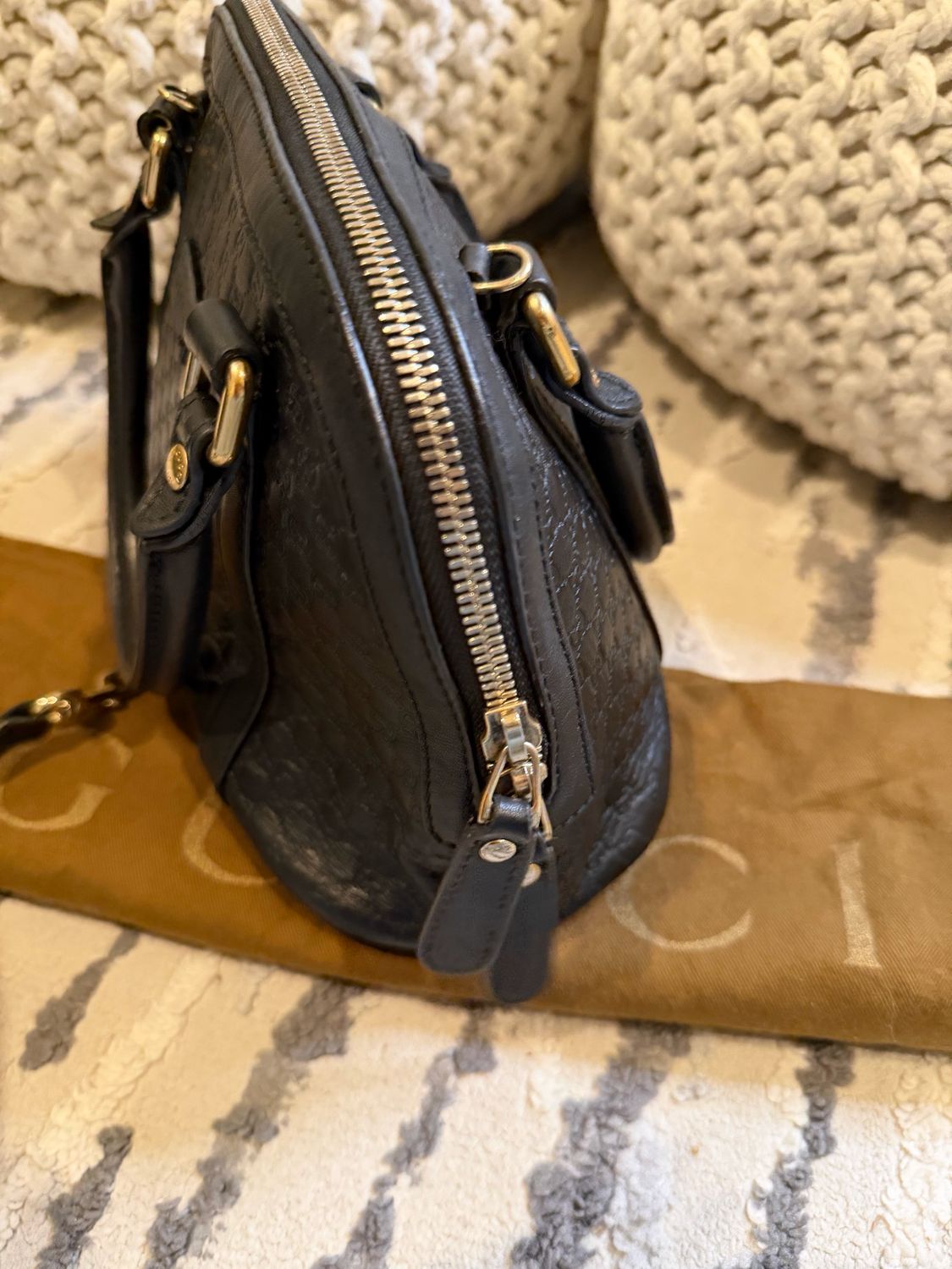 Gucci Microguccissima Leather Black Alma Mini Dome Crossbody Messenger