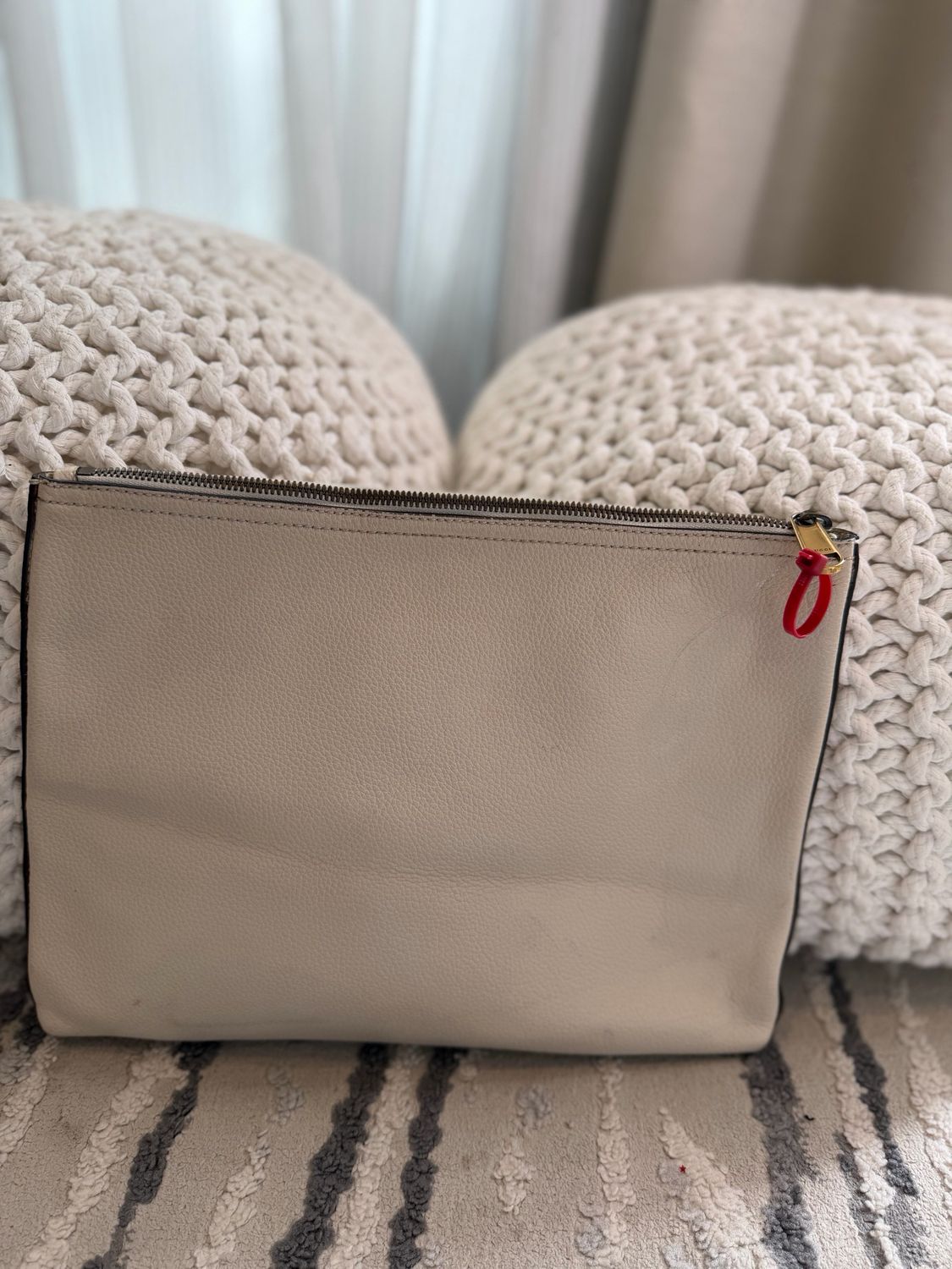 Gucci Clutch Leather Zip Pouch 