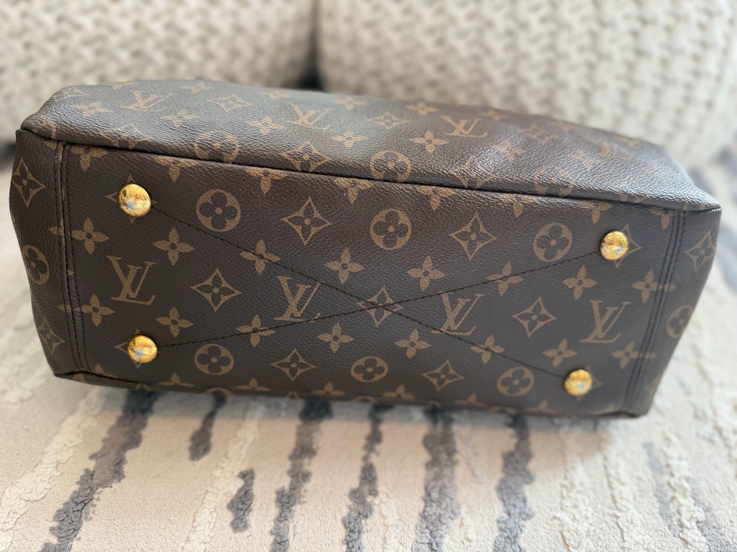 Louis Vuitton Monogram Pallas Mm Tote