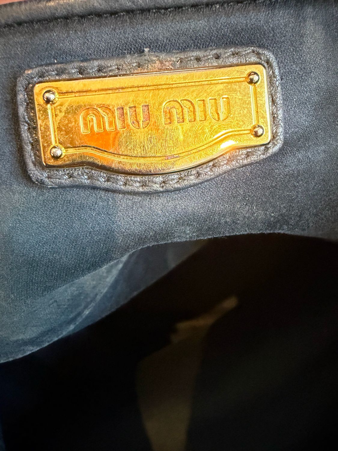 Miu miu Pebbled Leather Lock Bucket Shoulder Hobo Sling Bag