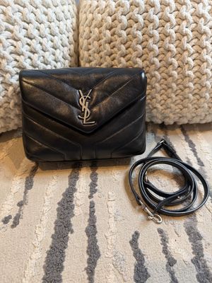 Yves Saint Laurent Loulou Calfskin Crossbody