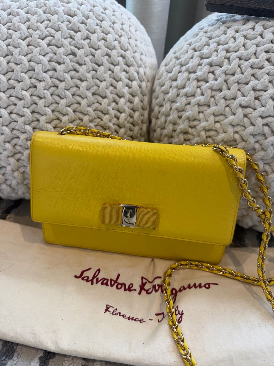 Salvatorre Ferragamo Vara Bow Crossbody Messenger