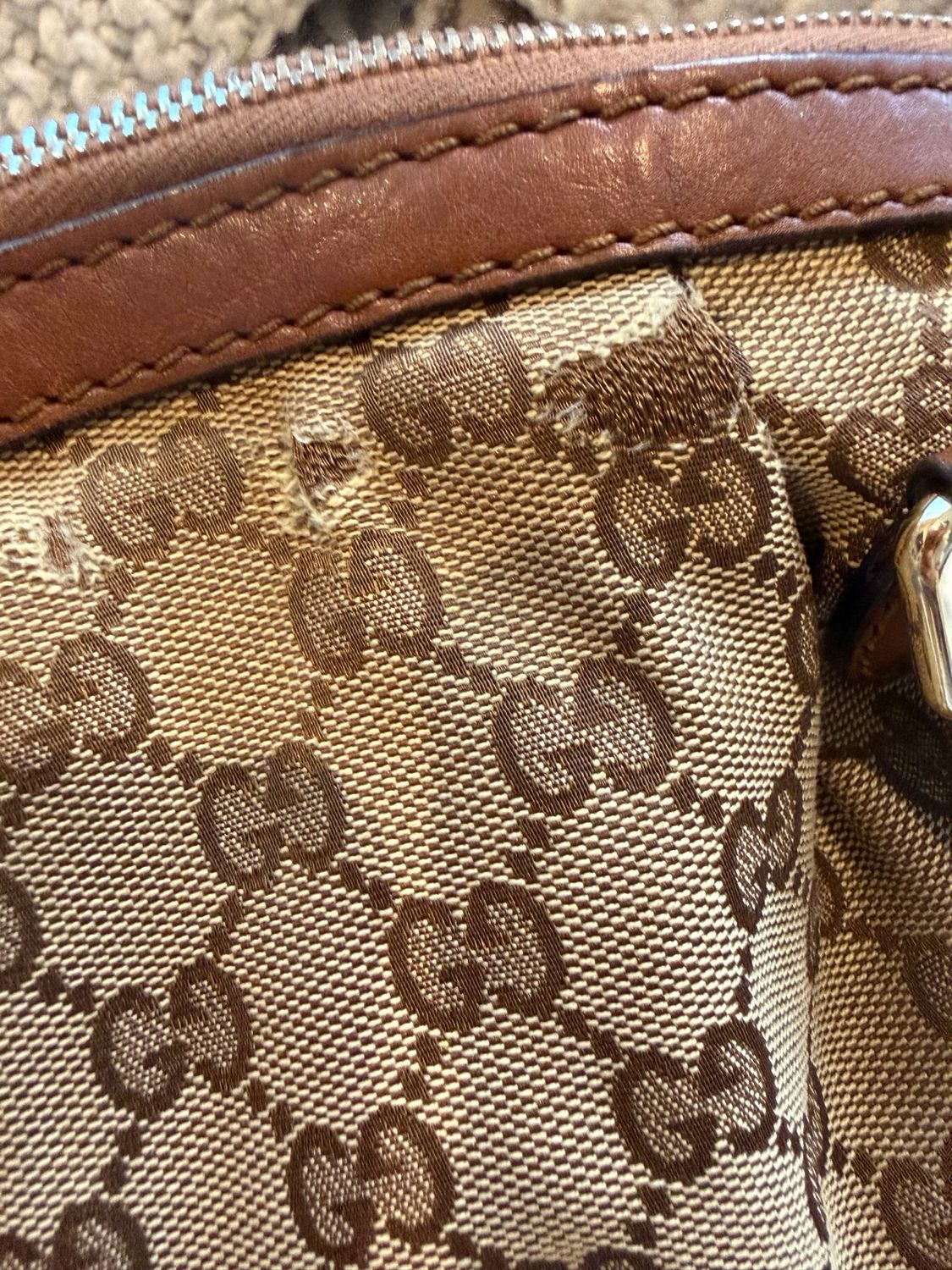 Gucci Sukey Canvas Crossbody Top Handle 