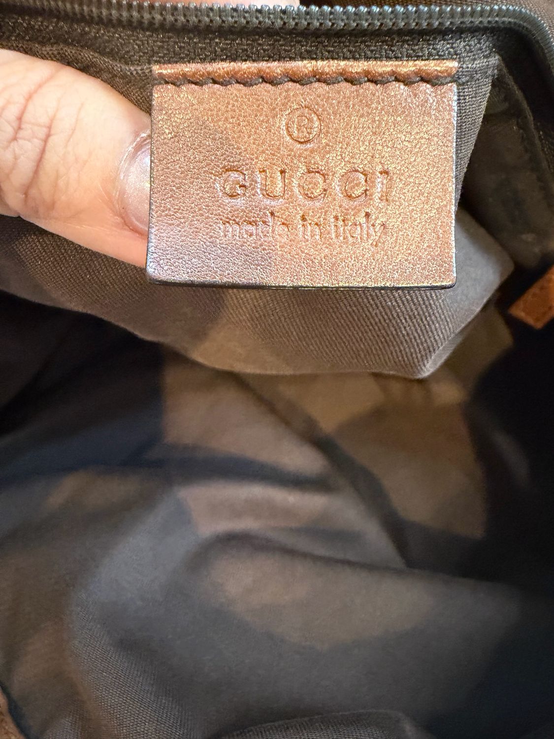 Gucci Sukey Canvas Crossbody Top Handle 