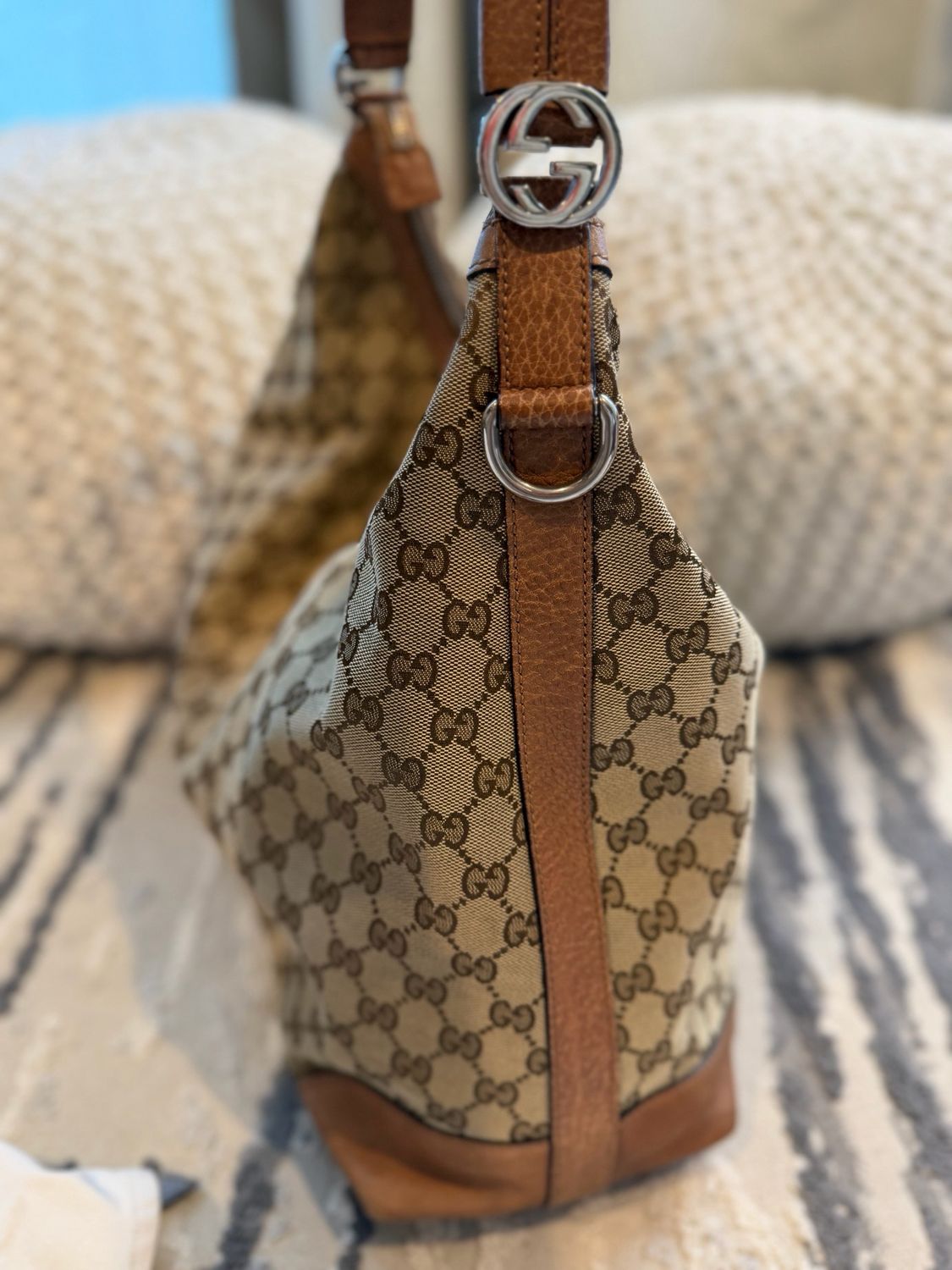 Gucc Monogram Canvas Bree Miss G Hobo Shoulder Bag
