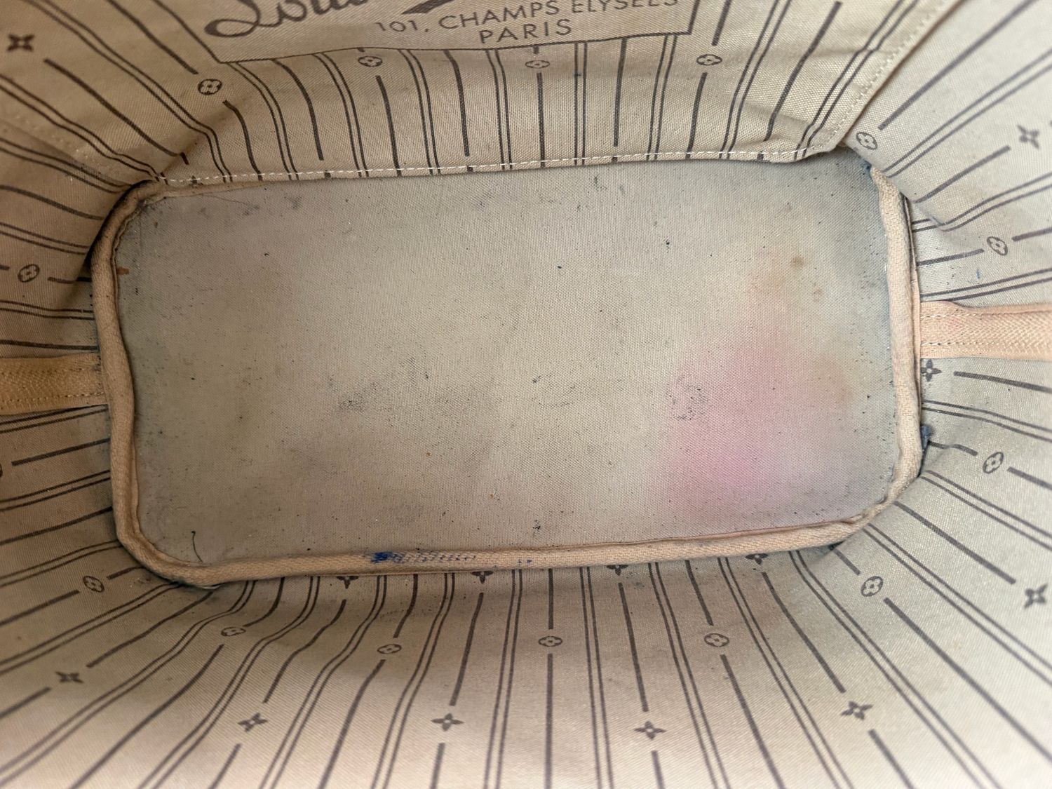 Louis Vuitton Monogram Neverfull Mm Tote Project