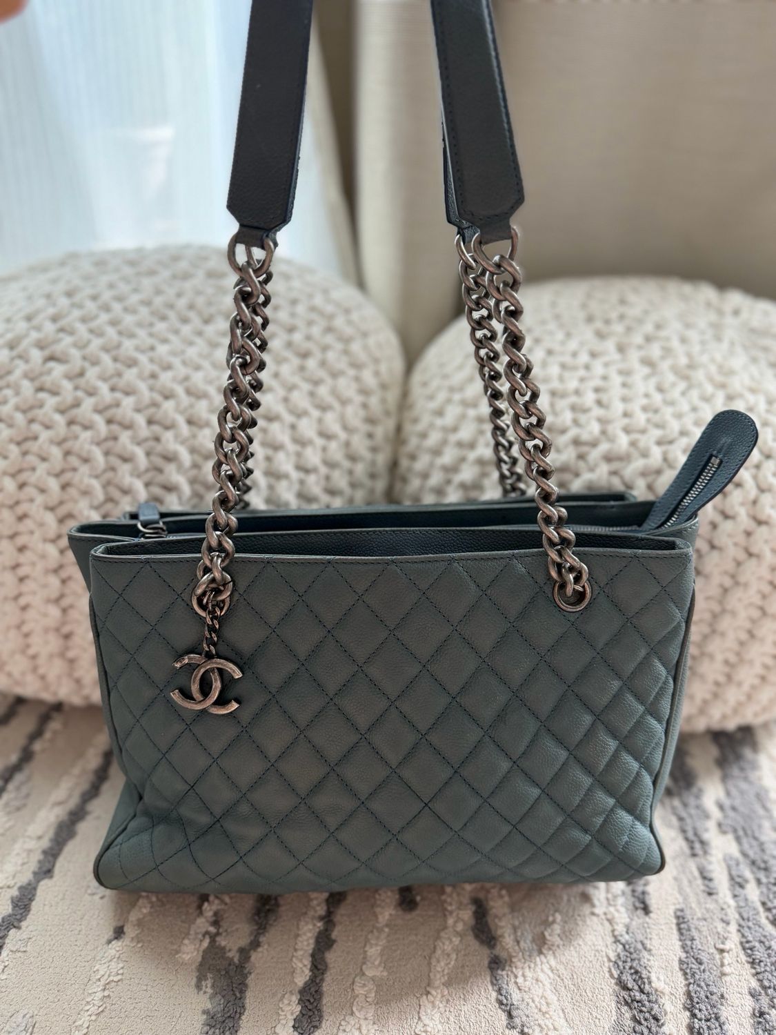 Chanel Caviar Shopper Tote Medium Rock in Rome