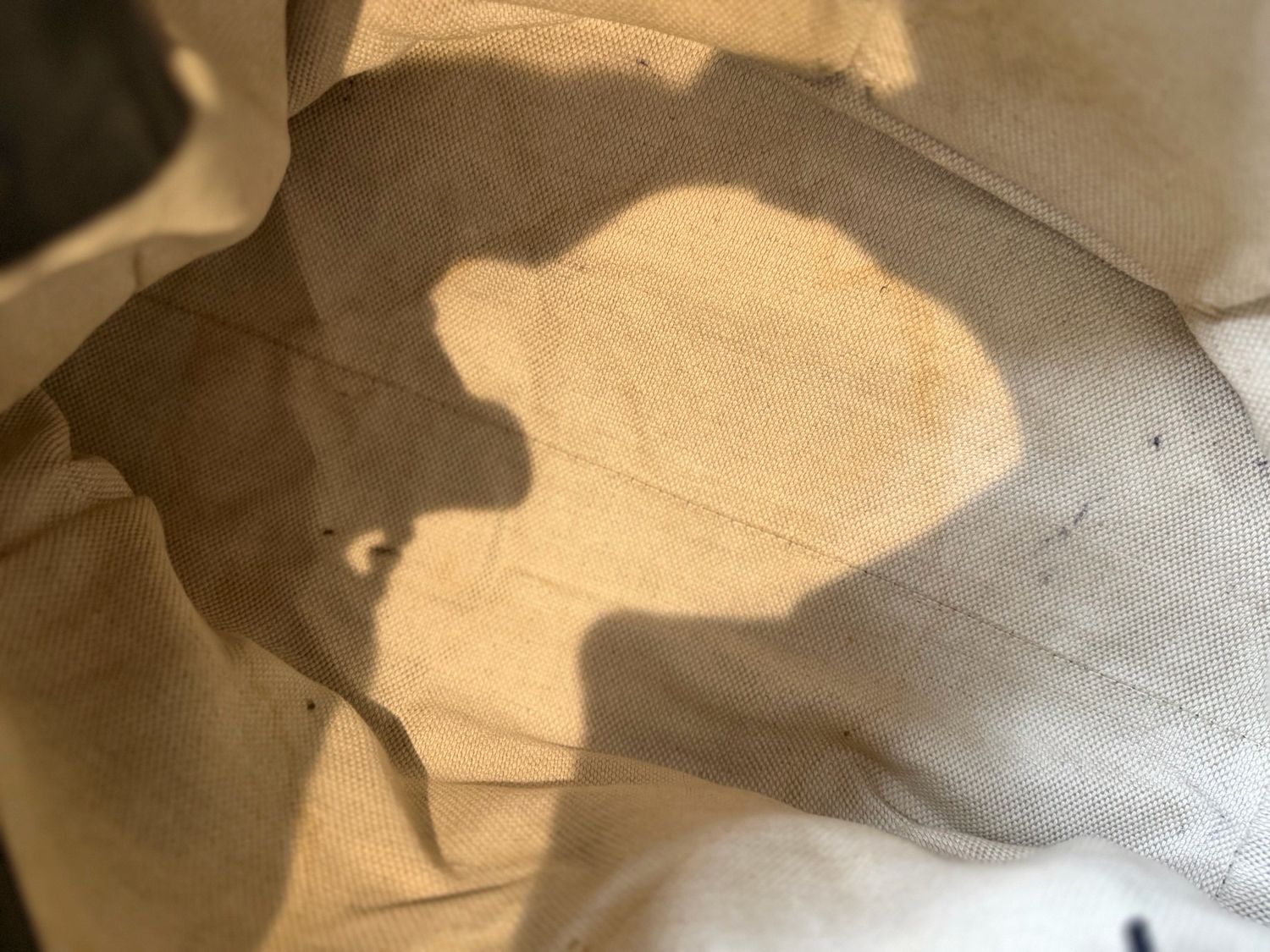 Gucci Soho Pebbled Leather Black Calfakin Medium Chain Tote