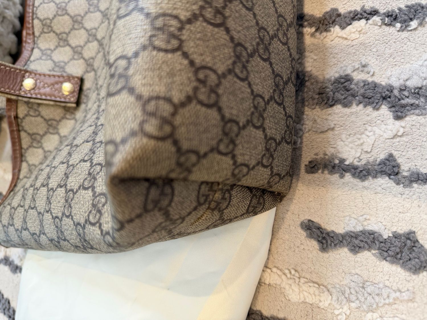 Gucci Supreme Monogram Web Loop Tote Medium Shoulder Bag