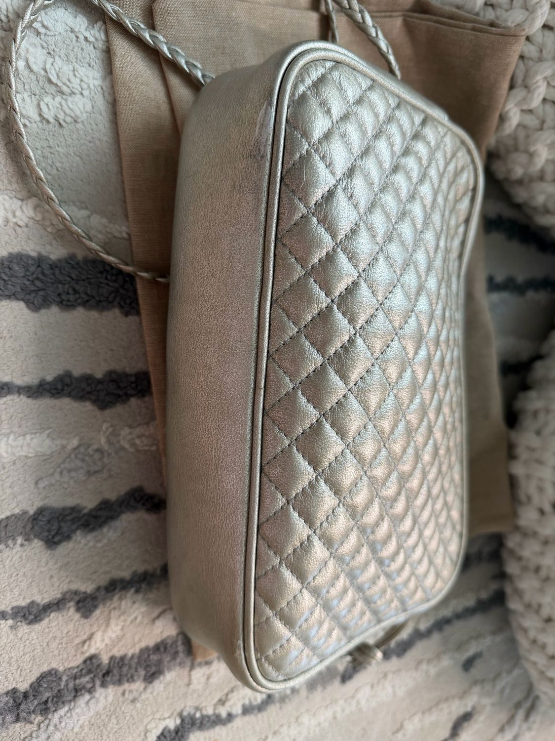 Gucci Trapuntata Quilted Camera Bag Crossbody