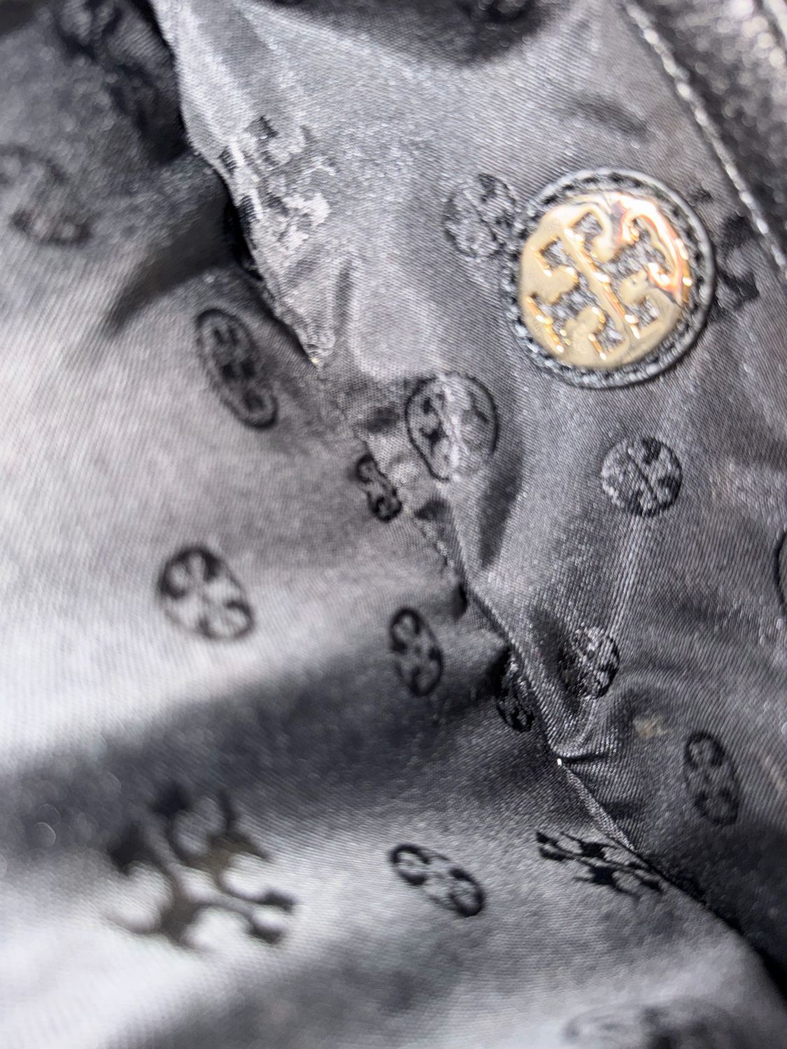 Tory Burch Britten Pebbled Leather Crossbody Clutch