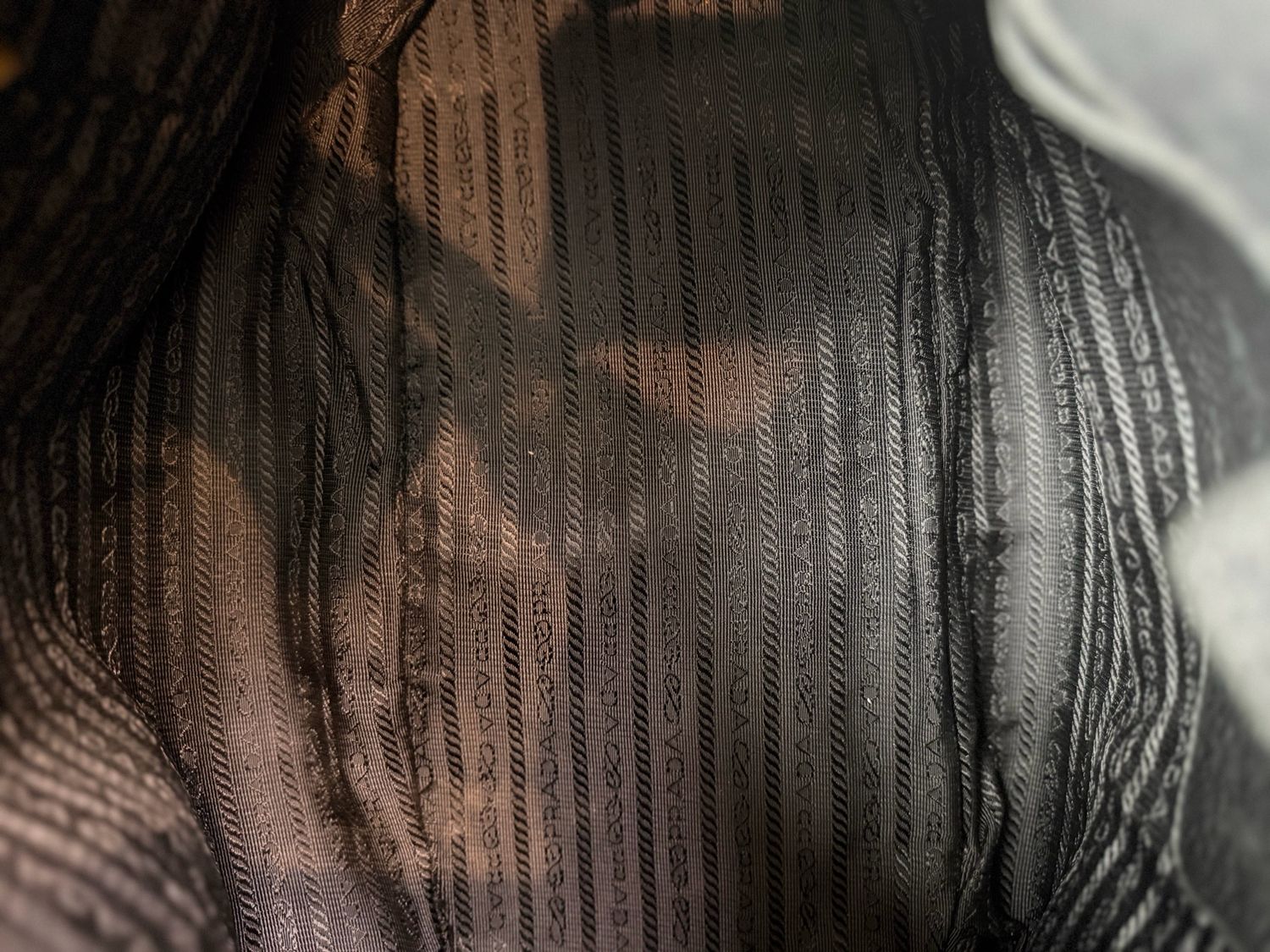 Prada Vitello Daino Convertible Tote Sling Messenger Crossbody