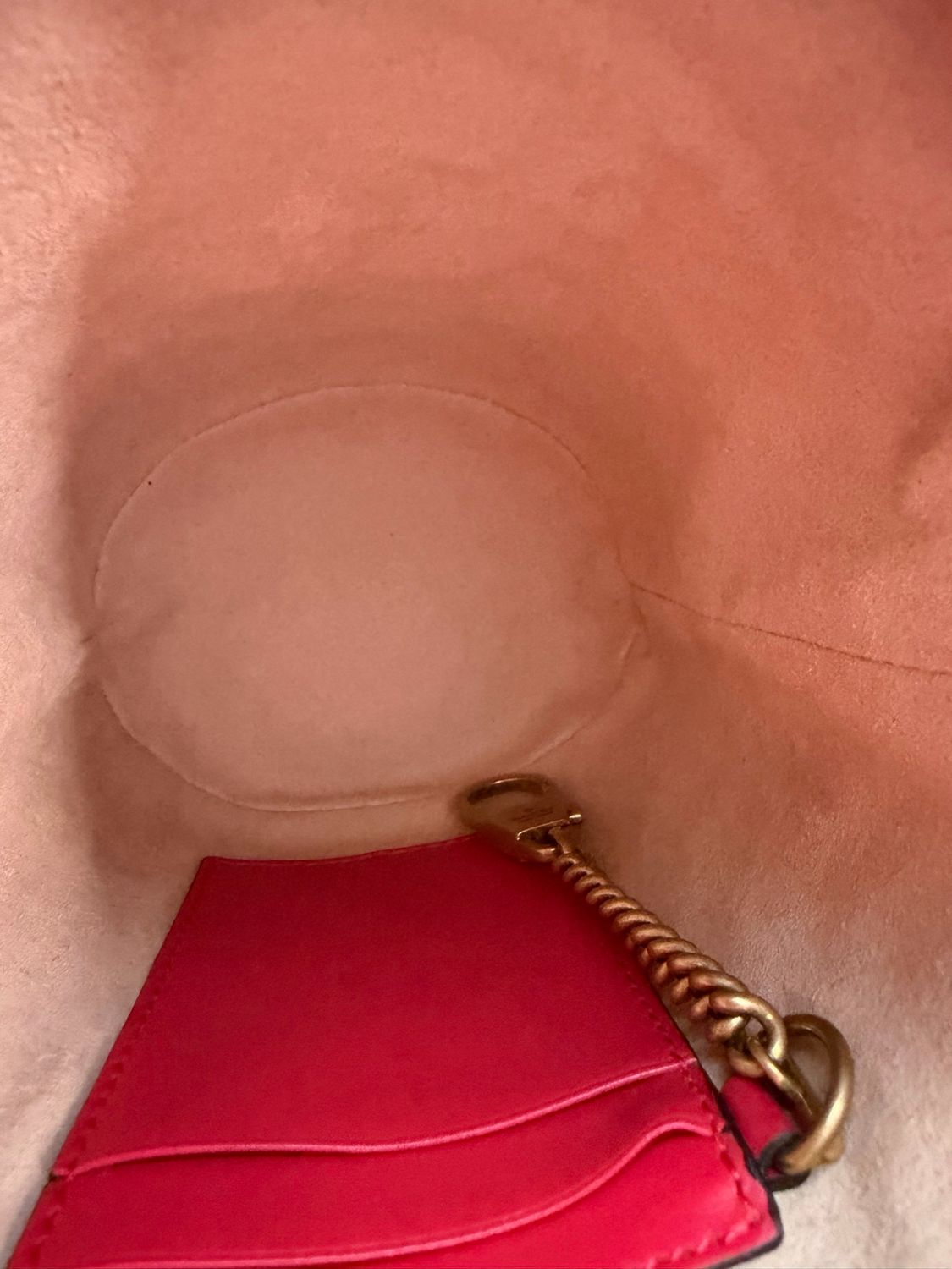 Gucci Marmont Bucket Crossbody Chain Strap
