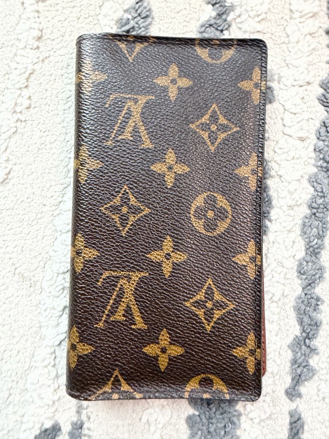 Louis Vuitton Monogram Passport Cover Holder Flap