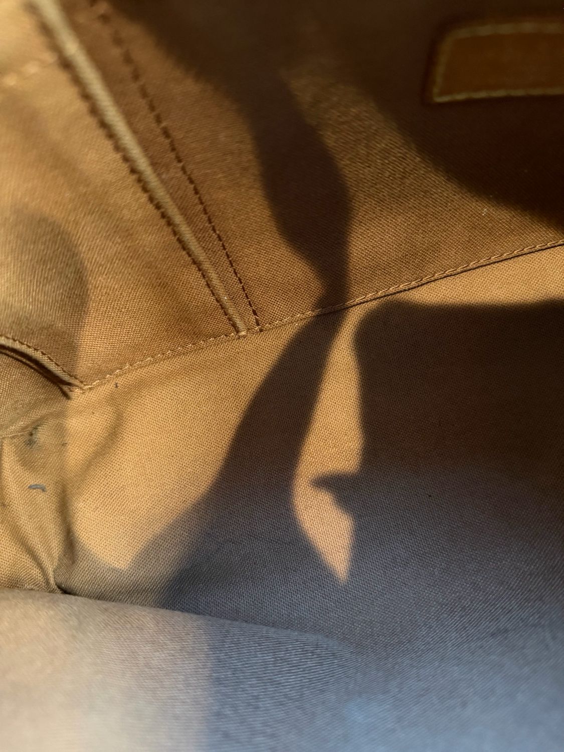 Louis Vuitton Monogram Thames Hobo Shoulder 