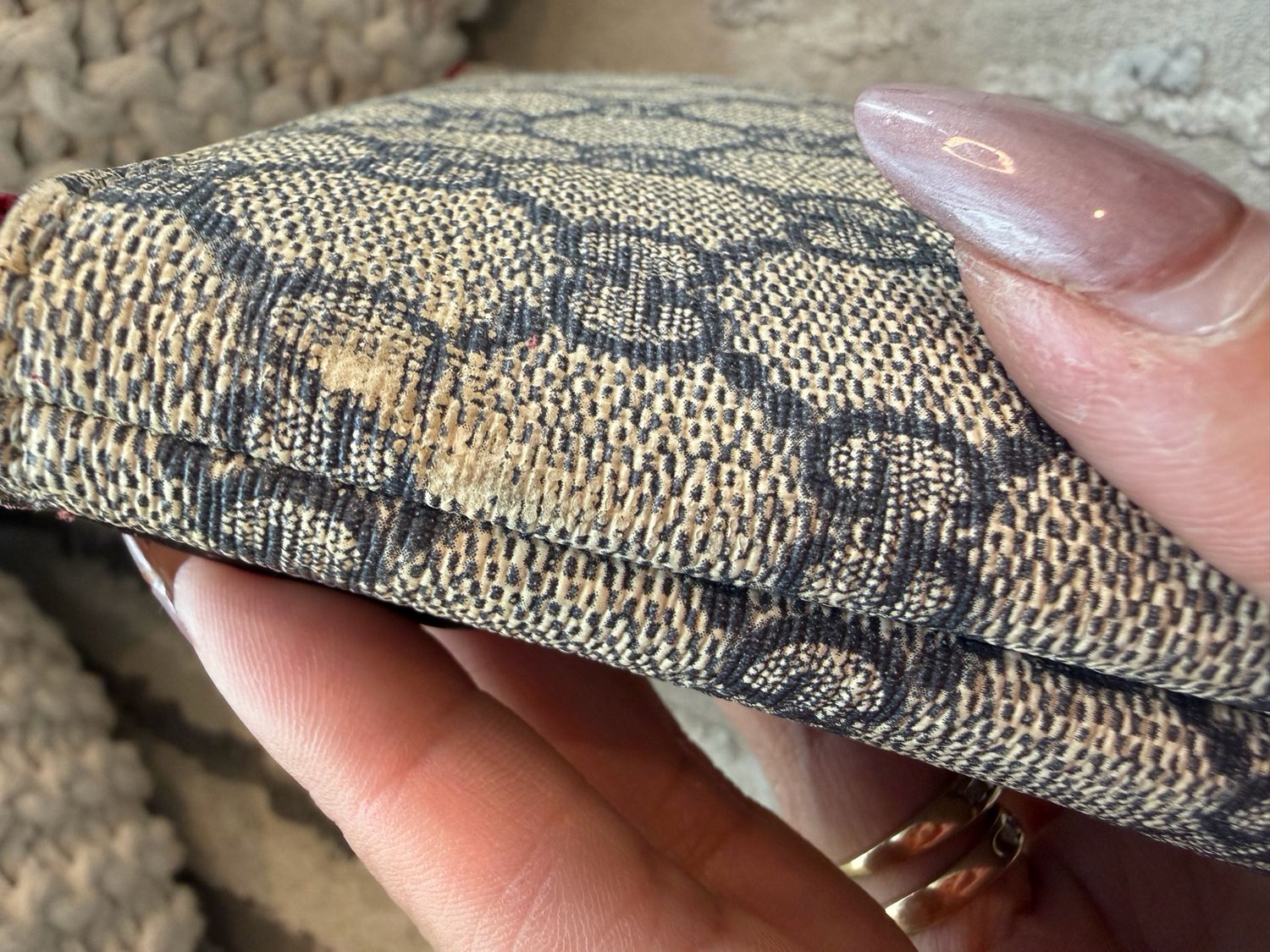 Gucci Supreme Pochette Hobo Shoulder Coated Canvas