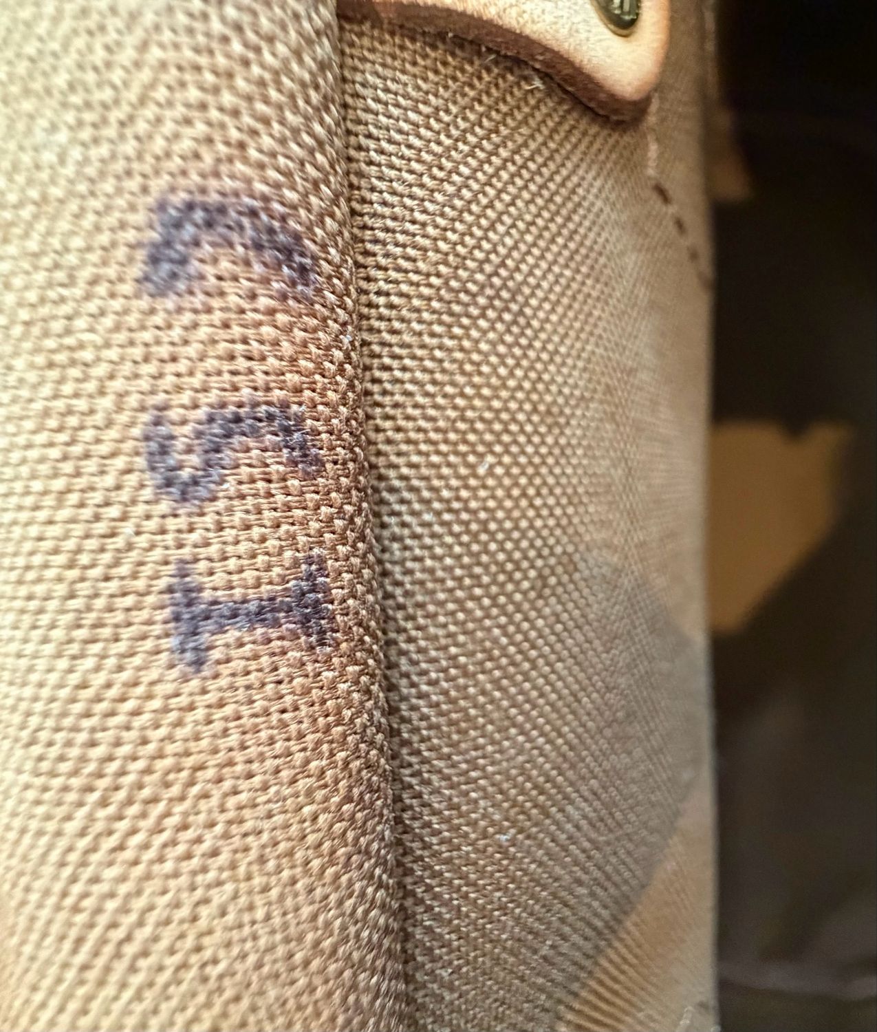 Louus Vuitton Monogram Speedy 30 Top Handle Satchel