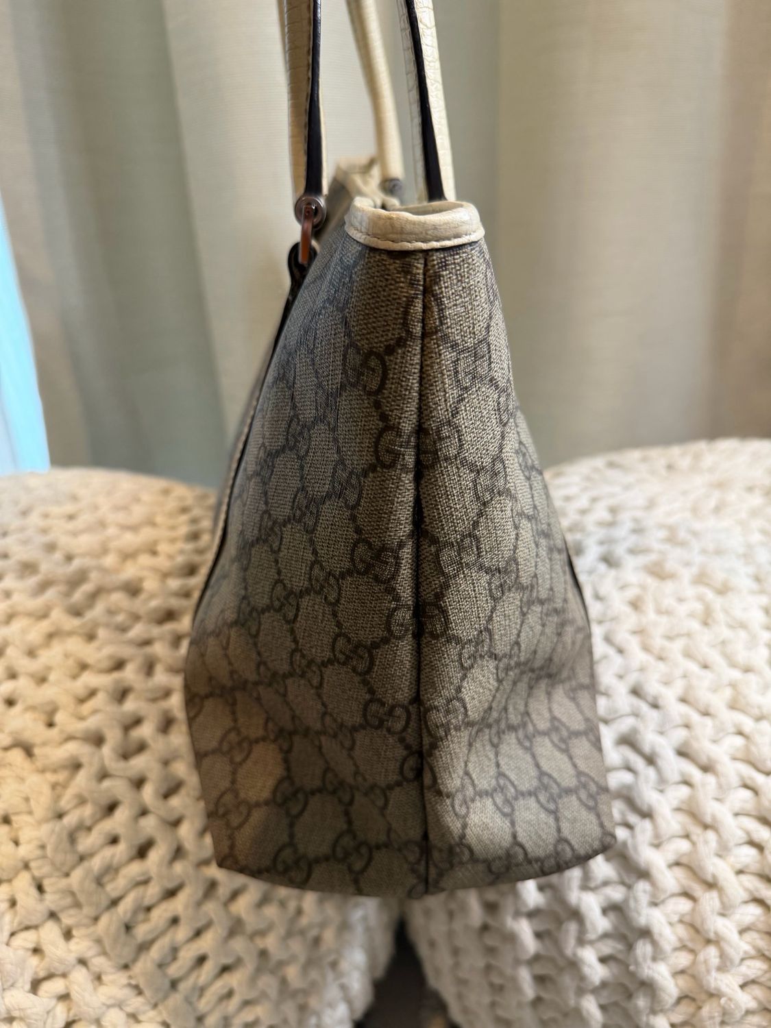 Gucci Supreme Plus Tote Shoulder Bag